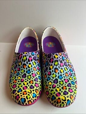 Lisa Frank x CROCS Size 8